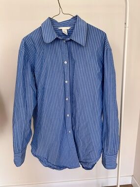H&M button up top